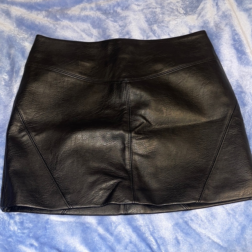 Leather skirt